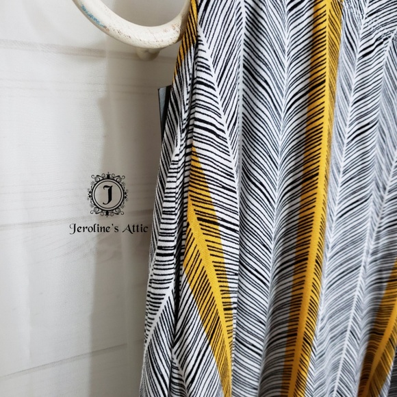 SOLD - Picture 4 of 5